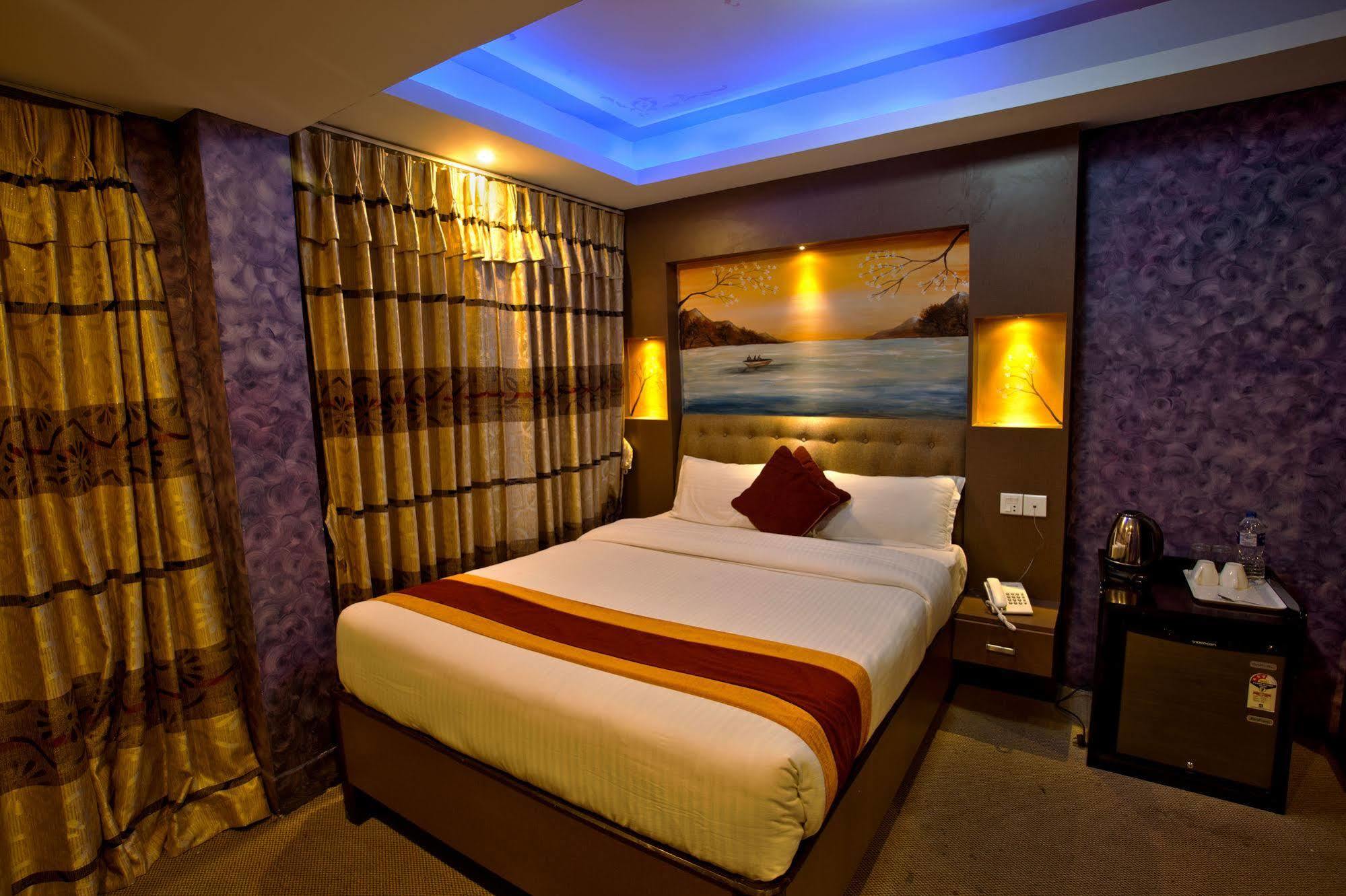 Hotel Nepal Tara Kathmandu Exterior photo